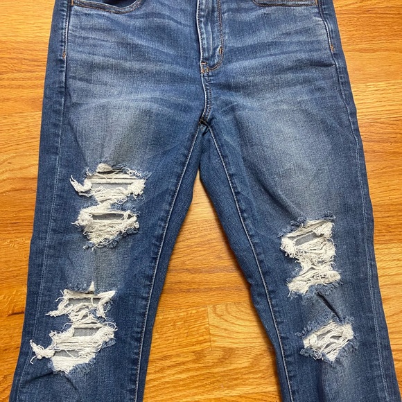 AE AMERICAN EAGLE MEDIUM WASH SKINNY JEANS - Picture 4 of 6